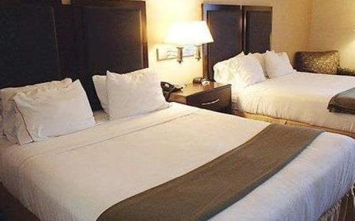 Country Inn & Suites by Radisson, Dunn, NC