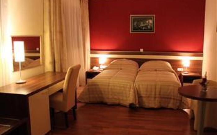 Hotel Degenija