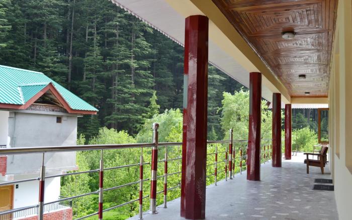 Hotel Chetna & Cottages