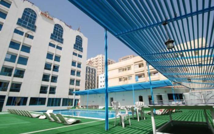 Al Bustan Flats
