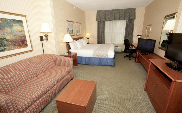 La Quinta Inn & Suites by Wyndham Milwaukee SW New Berlin