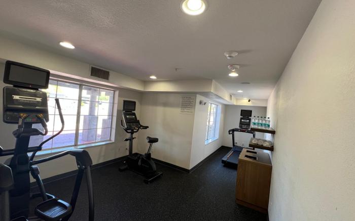 Garner Hotel Phoenix Northwest – Surprise by IHG
