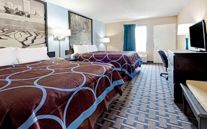 Super 8 By Wyndham Lakeland