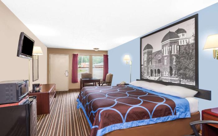 Super 8 By Wyndham Gadsden Al