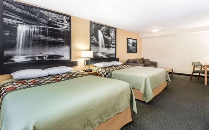 Super 8 By Wyndham Ottawa Starved Rock