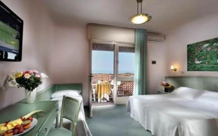 Hotel American