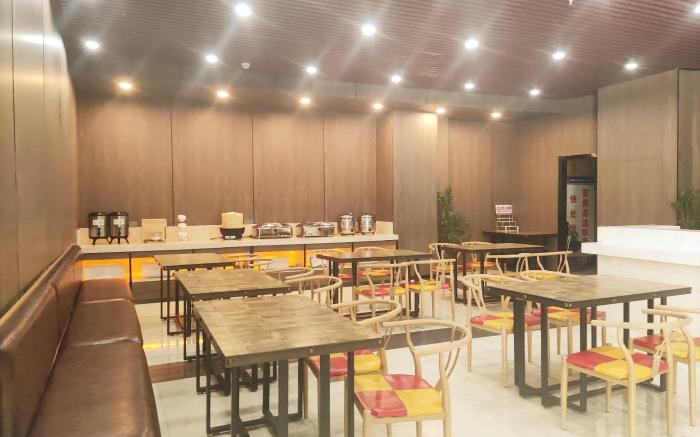 Elan Inn Jincheng East Passenger Terminal