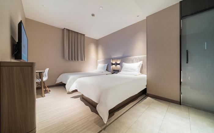 Hanting Hotel Shanghai Century Avenue Metro Station