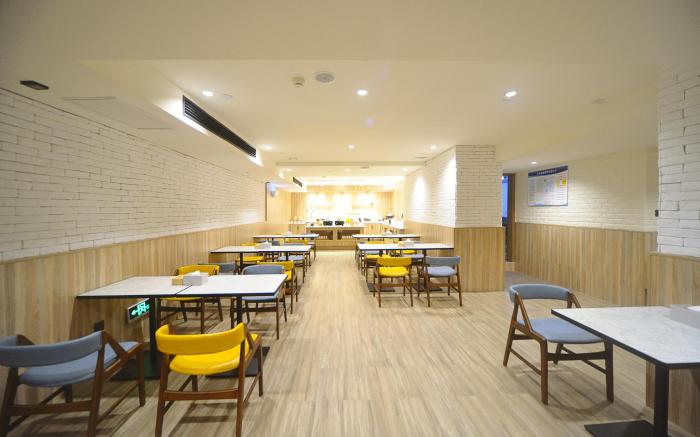 Hanting Hotel Huaihua Railway Station Tongcheng Plaza