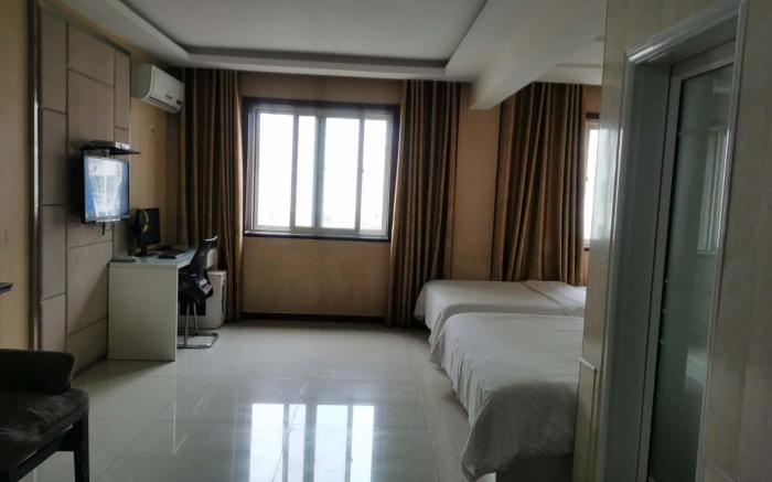 Elan Inn Zhaoyuan Fuqian Square Yijia