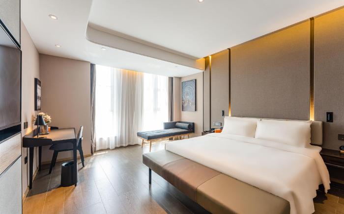 Atour Hotel Jiaxing Haiyan