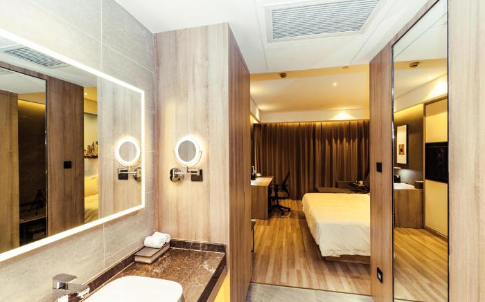 Atour Hotel Shanghai Pudong Airport