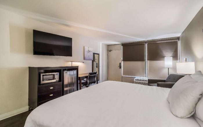 Clarion Inn & Suites