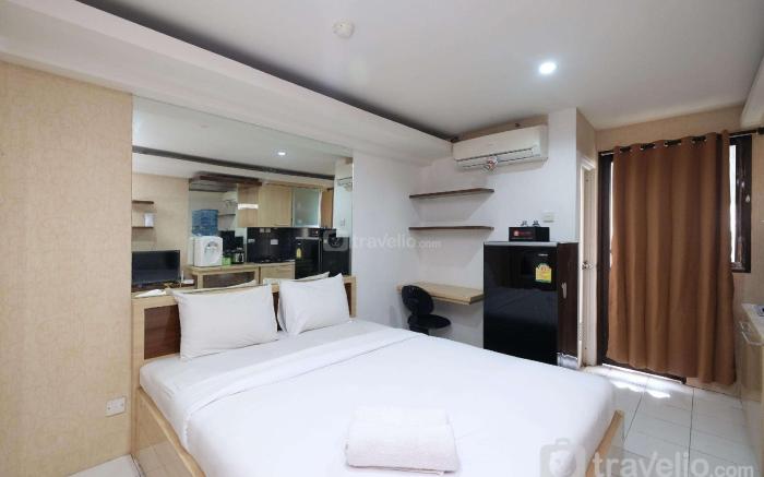 Cozy and Simply Studio Kebagusan City By Travelio