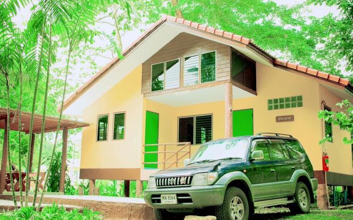 Huaykhakhaeng Country Home Resort