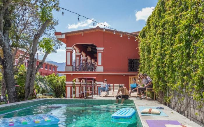 Socialtel Antigua