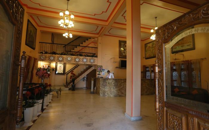 A Palace on River Rashmi Guest House