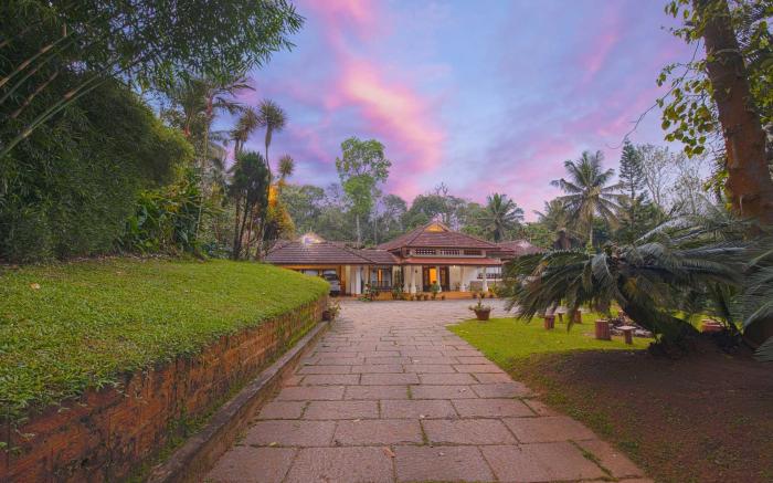 Crystal Homestay by VEO - Part of StayVista