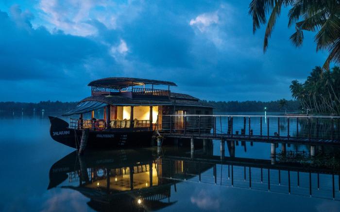 Blue Serene Backwater Resort