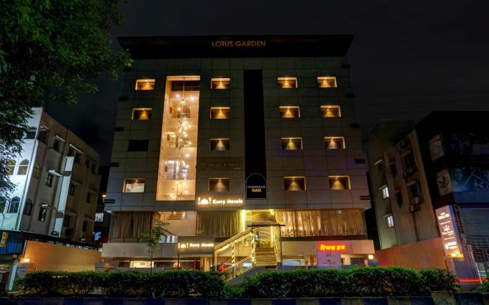 Super Townhouse OAK Regal Inn Near Sant Tukaram Nagar Metro Station