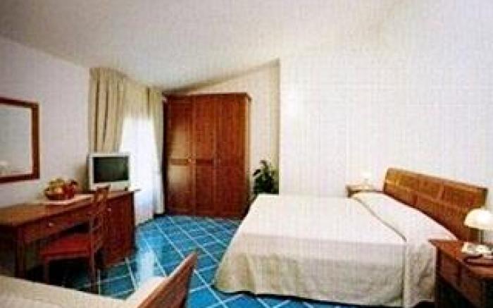 Hotel Pisacane
