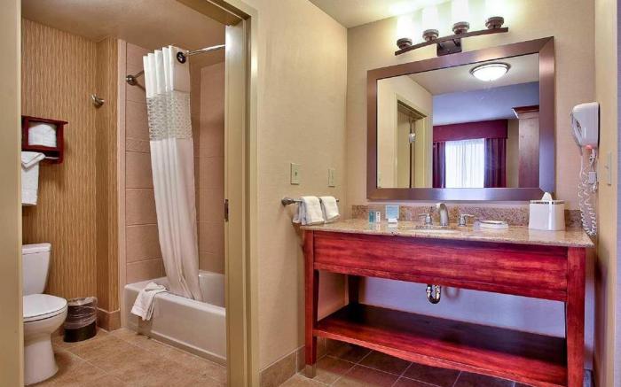 Hampton Inn & Suites Scottsdale at Talking Stick