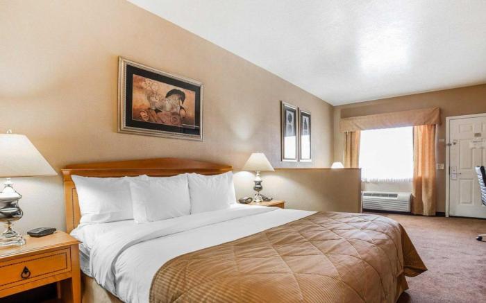 Clarion Suites St. George Convention Center Area