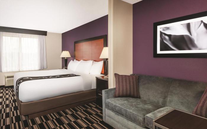 La Quinta Inn & Suites by Wyndham Norwich-Plainfield-Casino