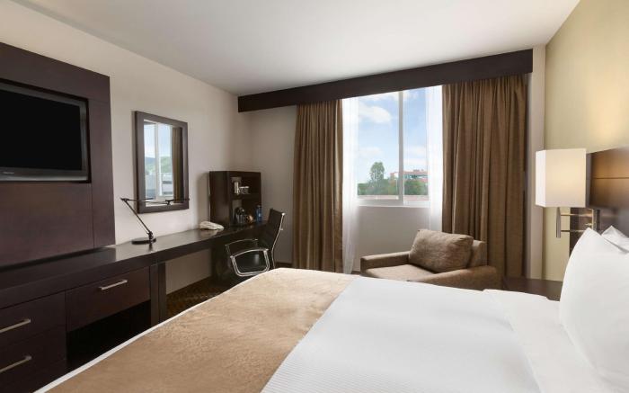 Doubletree Hotel By Hilton Queretaro