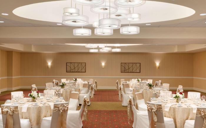 Embassy Suites by Hilton Boston Waltham