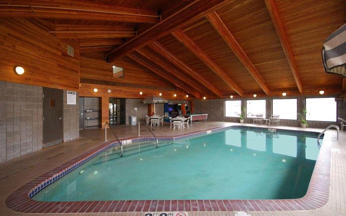 AmericInn by Wyndham Merrill