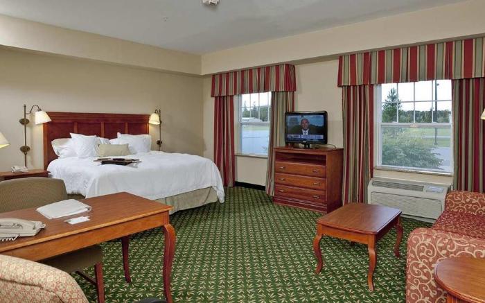 Hampton Inn and Suites Rockland