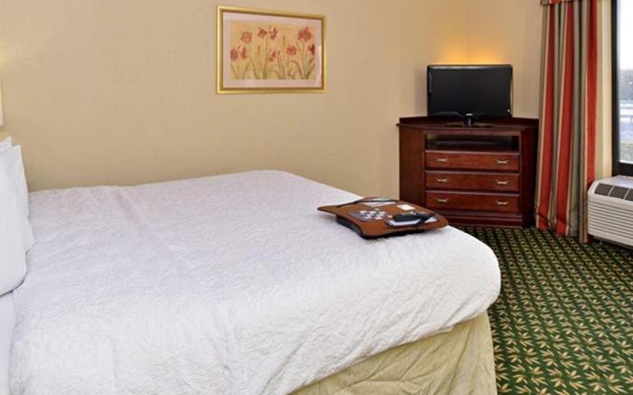 Hampton Inn and Suites Hopkinsville