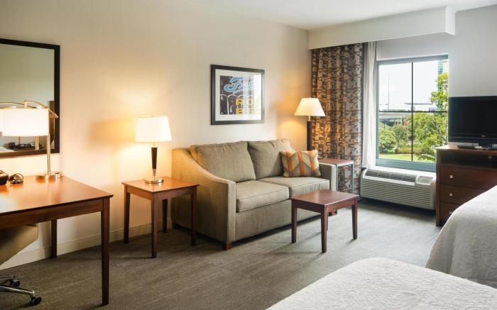 Hampton Inn and Suites Little Rock Downtown