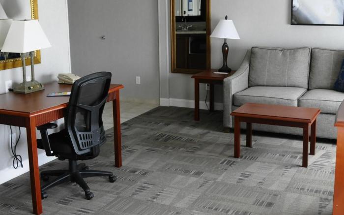 Hampton Inn & Suites Redding