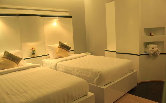 Saranya River House