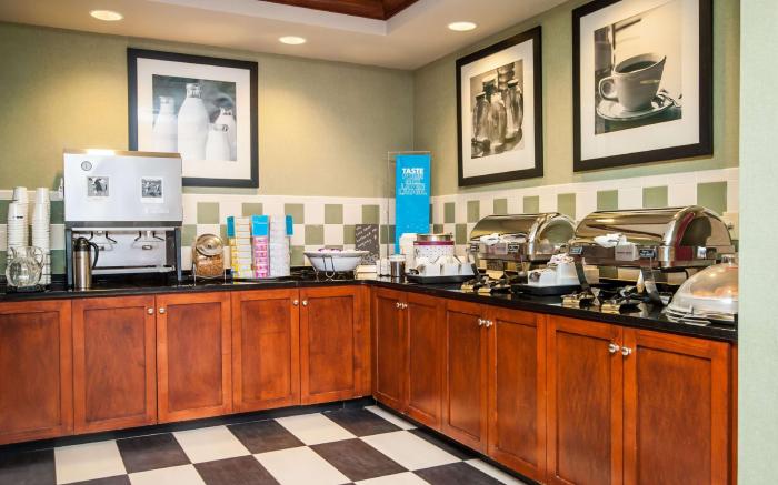 Hampton Inn South Kingstown