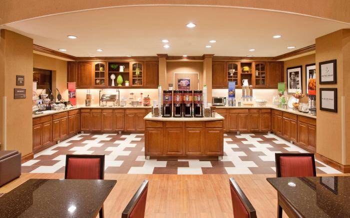 Hampton Inn and Suites Hemet