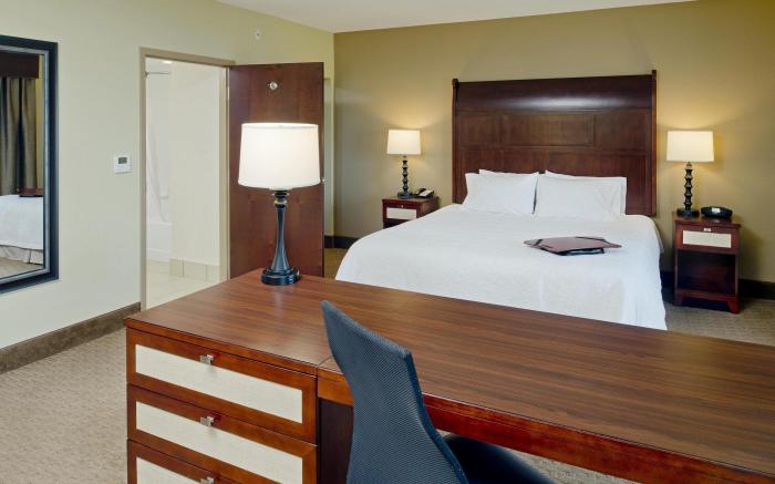 Hampton Inn & Suites Ocean City/Bayfront-Convention Center