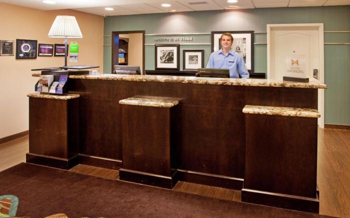 Hampton Inn and Suites St. Cloud