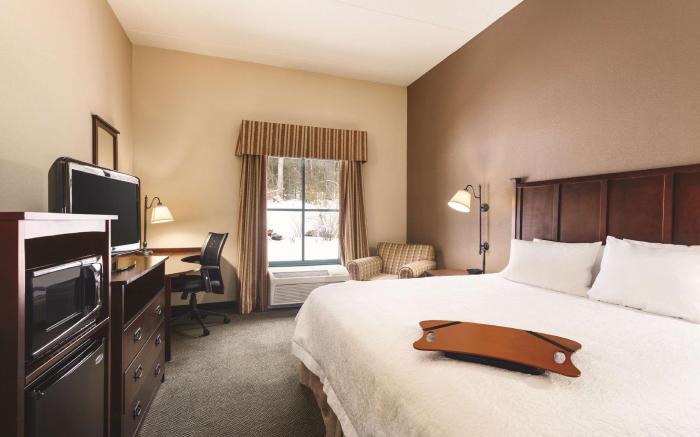 Hampton Inn and Suites Lake George