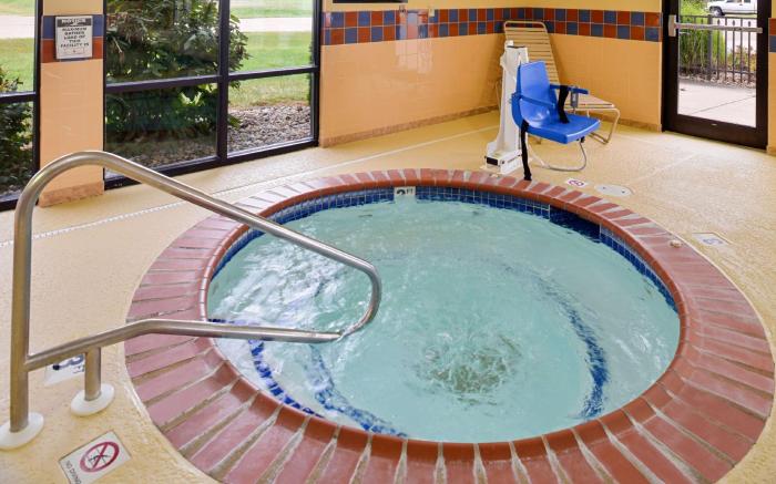 Hampton Inn by Hilton Litchfield