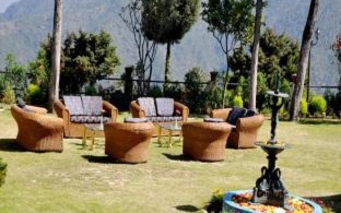 Classic Hill Top Resorts Chamba