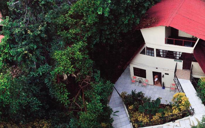 Hotel La Colina