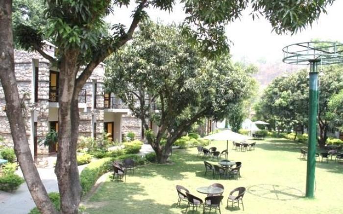 Corbett Suman Grand Resort
