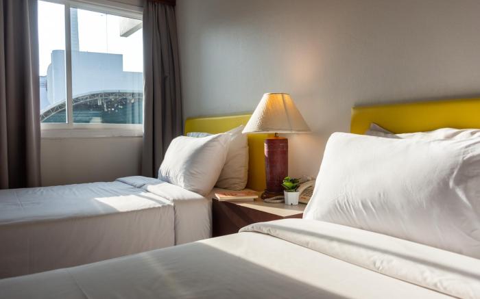 Mayflower Grand Hotel Korat