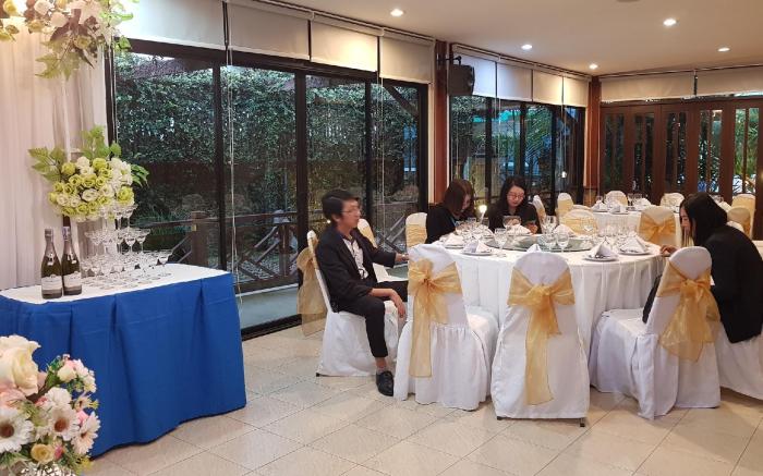 Dusit Hotel