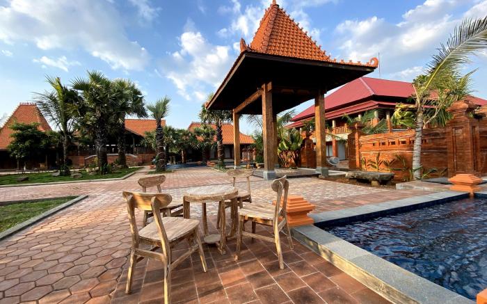 ONO JOGLO RESORT AND CONVENTION JEPARA
