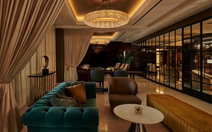 The LaSalle Chicago, Autograph Collection