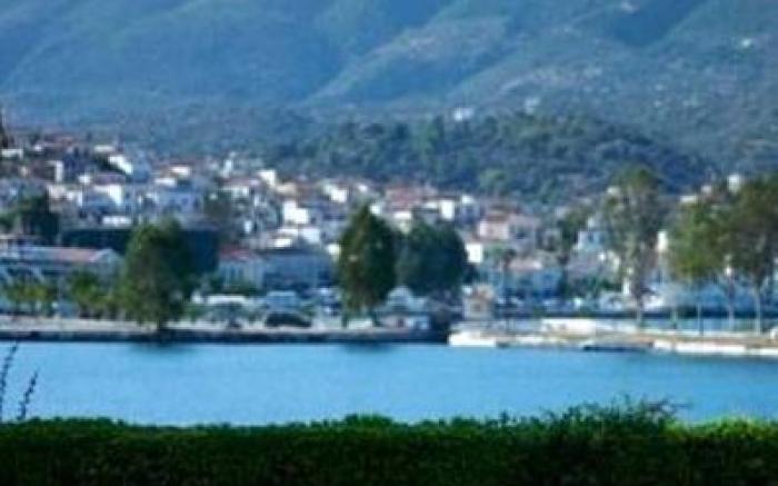 Nikis Village